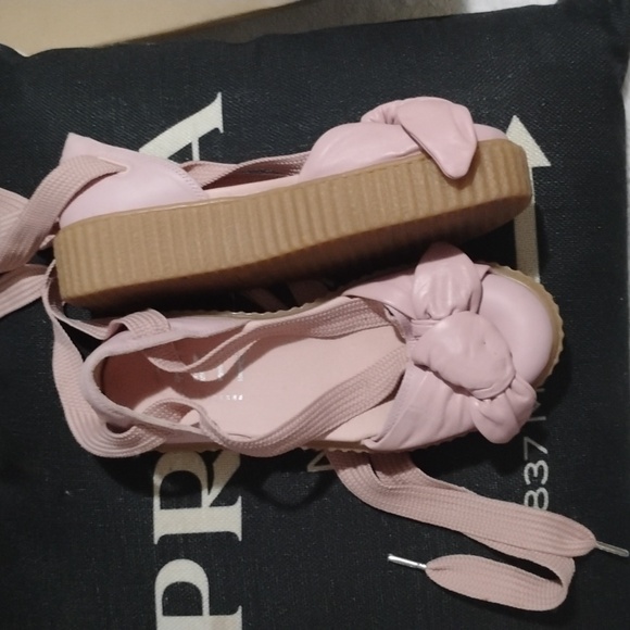 Fenty pink Bow Creeper Sandal - Picture 1 of 5